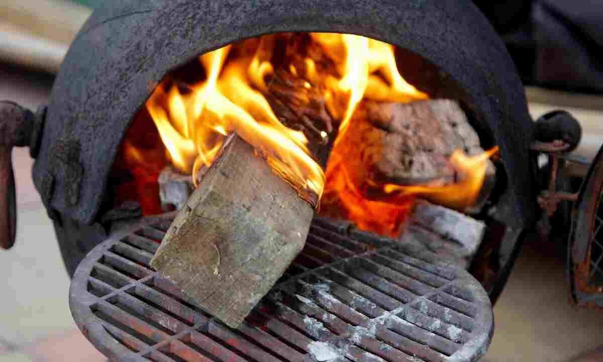 CAN YOU COOK IN A METAL CHIMINEA